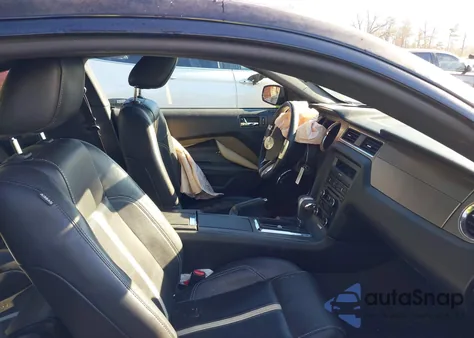 2010 Ford Mustang Gt/Gt Premium from USA, damaged, VIN 1ZVBP8CH6A5179750